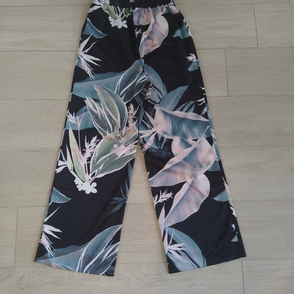 Carbon38 Women’s Floral Drawstring Pajama Pants Size XS Lounge Satin Feel Pants - Picture 8 of 9